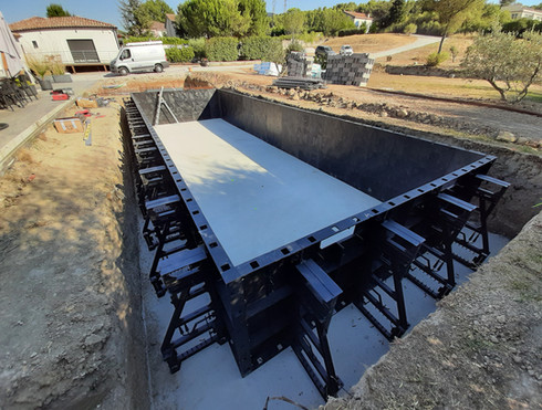 Structure-piscine-resine-difloisirs