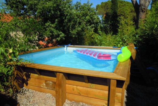 Difloisirs-Piscine-en-bois-carrée-5