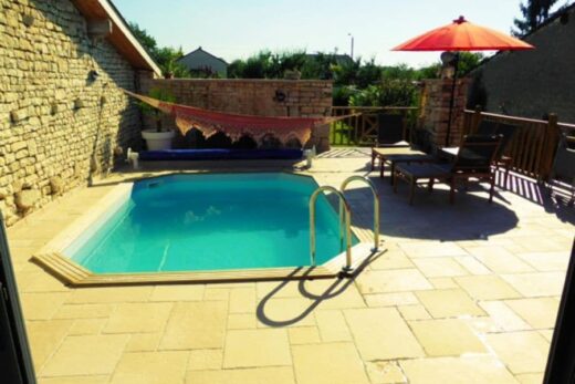 Difloisirs-Piscine-en-bois-octogonale-allongee-3