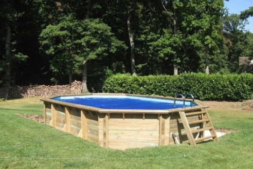 Difloisirs-Piscine-en-bois-octogonale-allongee-4