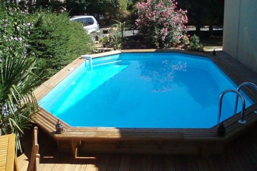 Difloisirs-Piscine-en-bois-octogonale-allongee-8